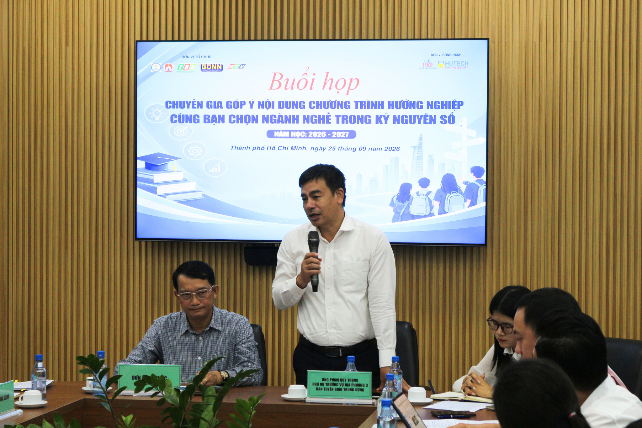 Ông Phạm Quý Trọng, Phó Vụ trưởng Vụ Địa phương 3, Ban Tuyên giáo Trung ương phát biểu